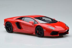 Lamborghini Aventador LP700-4 Andromeda Sarkans AUTOart 1:18 74669 Metāls — attēls 6 no 10
