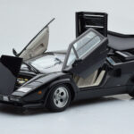 Lamborghini Countach LP5000S Melns AUTOart 1:18 - image 2 of 10