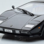 Lamborghini Countach LP5000S Melns AUTOart 1:18 - image 9 of 10