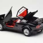 Lamborghini Countach LP 5000 Quattrovalvole Melns Kyosho 1:18 - image 5 of 8