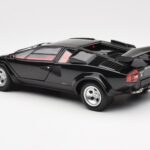 Lamborghini Countach LP 5000 Quattrovalvole Melns Kyosho 1:18 - image 7 of 8