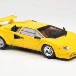Lamborghini Countach LP 5000 Quattrovalvole Dzeltens Kyosho 1:18 - image 6 of 8