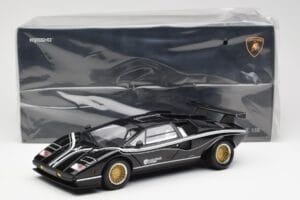 Lamborghini Countach LP 500R Melns Kyosho 1:18 08320C Metāls — attēls 8 no 8