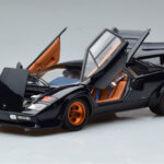 Lamborghini Countach LP500S Walter Wolf Tumšzils Kyosho 1:18 - image 2 of 11