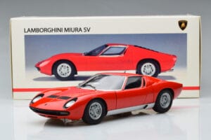 Lamborghini Miura SV Sarkans AUTOart 1:18 74543 Metāls — attēls 8 no 8