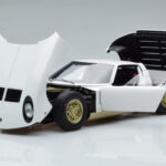 Lamborghini Miura SV Balts AUTOart 1:18 - image 2 of 8