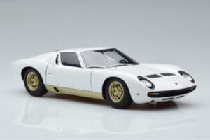 Lamborghini Miura SV Balts AUTOart 1:18 74544 Metāls — attēls 6 no 8