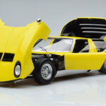 Lamborghini Miura SV Dzeltens Kyosho 1:18 - image 2 of 11