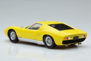 Lamborghini Miura SV Dzeltens Kyosho 1:18 08317Y Metāls — attēls 7 no 11