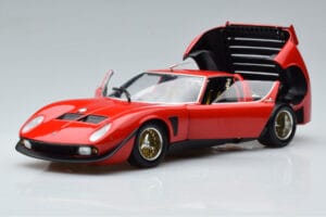 Lamborghini Miura SVR Sarkans Kyosho 1:18 08319RBK Metāls — attēls 2 no 9