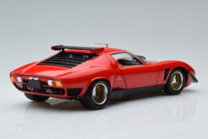 Lamborghini Miura SVR Sarkans Kyosho 1:18 08319RBK Metāls — attēls 3 no 9