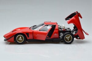 Lamborghini Miura SVR Sarkans Kyosho 1:18 08319RBK Metāls — attēls 4 no 9