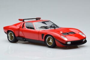 Lamborghini Miura SVR Sarkans Kyosho 1:18 08319RBK Metāls — attēls 6 no 9