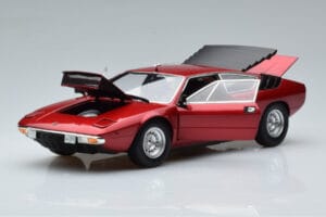 Lamborghini Urraco P250 Sarkans Kyosho 1:18 08446R Metāls — attēls 2 no 10
