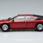 Lamborghini Urraco P250 Sarkans Kyosho 1:18 - image 5 of 10