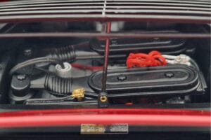Lamborghini Urraco P250 Sarkans Kyosho 1:18 08446R Metāls — attēls 9 no 10