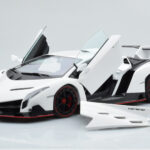 Lamborghini Veneno Balts AUTOart 1:18 - image 2 of 8