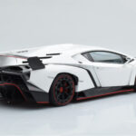 Lamborghini Veneno Balts AUTOart 1:18 - image 4 of 8