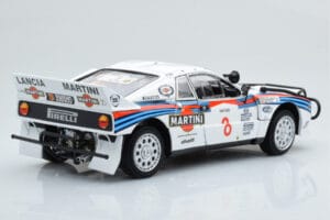Lancia 037 Martini #8 A. Bettega / M. Perissinot Safari Rally 1985 Kyosho 1:18 08306J Metāls — attēls 4 no 8