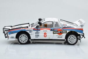 Lancia 037 Martini #8 A. Bettega / M. Perissinot Safari Rally 1985 Kyosho 1:18 08306J Metāls — attēls 5 no 8