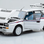 Lancia Delta HF Integrale 6 Balts Kyosho 1:18 - image 2 of 8
