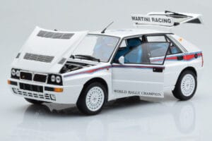 Lancia Delta HF Integrale 6 Balts Kyosho 1:18 08344E Metāls — attēls 2 no 8