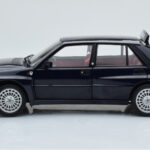 Lancia Delta HF Integrale Club Italia Zils Kyosho 1:18 - image 5 of 8