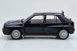 Lancia Delta HF Integrale Club Italia Zils Kyosho 1:18 08343SC Metāls — attēls 5 no 8