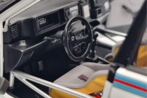 Lancia Delta HF Integrale Evoluzione Test Car Kyosho 1:18 08348G Metāls — attēls 7 no 9