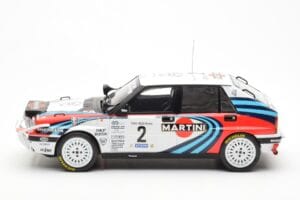 Lancia Delta Integrale 16V #2 M. Biasion / T. Siviero Rally Safari 1990 IXO 1:18 18RMC139A Metāls — attēls 3 no 6