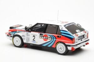 Lancia Delta Integrale 16V #2 M. Biasion / T. Siviero Rally Safari 1990 IXO 1:18 18RMC139A Metāls — attēls 5 no 6