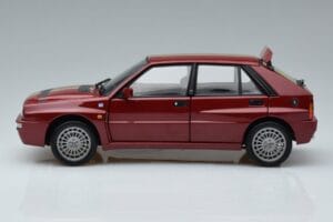 Lancia Delta Integrale Evo 2 Final Edition Kyosho 1:18 08343C Metāls — attēls 4 no 7