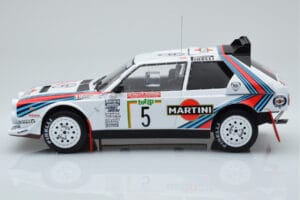 Lancia Delta S4 #5 M. Biasion / T. Siviero Rally San Remo 1986 IXO 1:18 18RMC130B Metāls — attēls 3 no 6