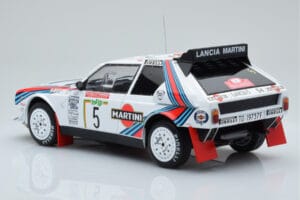 Lancia Delta S4 #5 M. Biasion / T. Siviero Rally San Remo 1986 IXO 1:18 18RMC130B Metāls — attēls 5 no 6