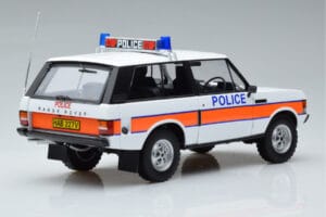 Land Rover Range Rover Policija Almost Real 1:18 810115 Metāls — attēls 3 no 9