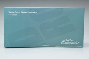Land Rover Range Rover Policija Almost Real 1:18 810115 Metāls — attēls 7 no 9