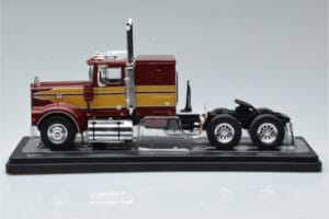 Marmon CHDT Sarkani-Zelts IXO 1:43 TR157 Metāls — attēls 3 no 6