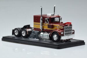Marmon CHDT Sarkani-Zelts IXO 1:43 TR157 Metāls — attēls 4 no 6