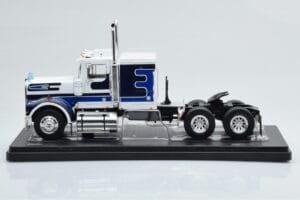 Marmon CHDT Balts Zils IXO 1:43 TR083 Metāls — attēls 2 no 4