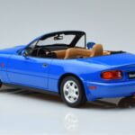 Mazda MX-5 NA Zils Otto 1:18 OT934 Sveķi - image 5 of 6