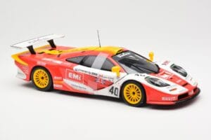 McLaren F1 GTR #40 J. O'Rourke / M. Sugden / P. Auberlein EMI 24 Hours of Le Mans 1996 UT Models 1:18 39820 Metāls — attēls 4 no 6