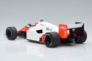 McLaren MP4/2B Marlboro #1 N. Lauda Winner Dutch Grand Prix 1985 MCG 1:18 MCG18607F Metāls — attēls 5 no 6