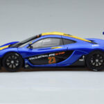 McLaren P1 GTR Zils Ar Dzeltenām Svītrām AUTOart 1:18 - image 4 of 7