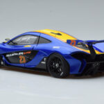 McLaren P1 GTR Zils Ar Dzeltenām Svītrām AUTOart 1:18 - image 6 of 7