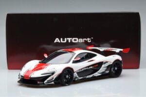 McLaren P1 GTR Spīdīgi Balts Ar Sarkanām Svītrām AUTOart 1:18 81541 Kompozīts — attēls 7 no 7