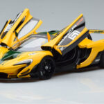 McLaren P1 GTR Dzeltens Ar Zaļām Svītrām AUTOart 1:18 - image 2 of 7