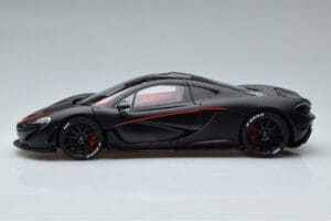 McLaren P1 Matēts Melns AUTOart 1:18 76027 Metāls — attēls 4 no 9