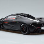 McLaren P1 Matēts Melns AUTOart 1:18 - image 6 of 9