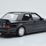 Mercedes 190E W201 2.5-16 Evo I Melns Otto 1:18 - image 2 of 6