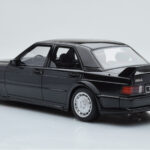 Mercedes 190E W201 2.5-16 Evo I Melns Otto 1:18 - image 5 of 6